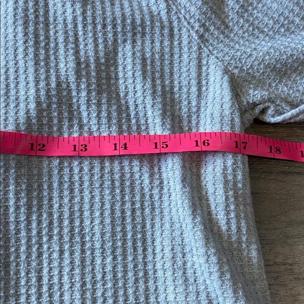 LOFT Ribbed Gray Turtleneck Top - Picture 2 of 7